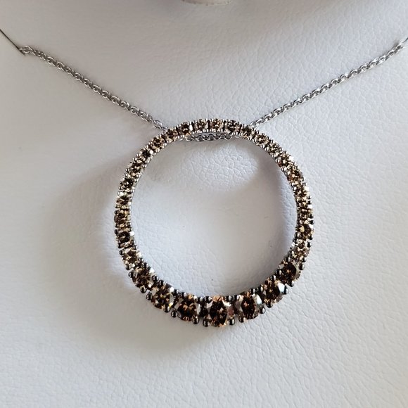 Le Vian Chocolate Diamond Ombré Circle 18" Necklace 1-1/5 ct. tw 14K White Gold - Picture 1 of 2